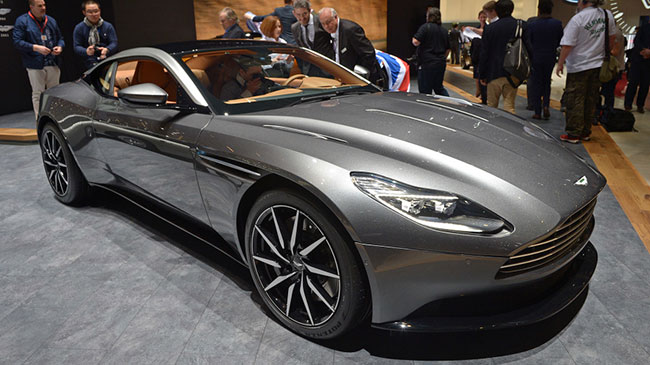 Aston Martin DB11