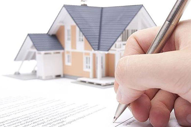 có nên vay tiền mua nhà hay không